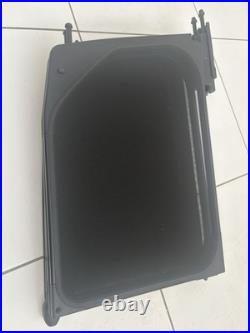 BMW 1 Series E88 Convertible Wind Deflector. Genuine BMW. Original Carry Case UK