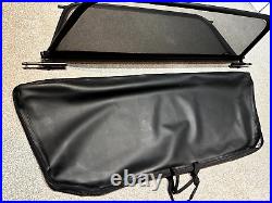 BMW 1-Series E88 Convertible Wind Deflector and Leather Storage Case
