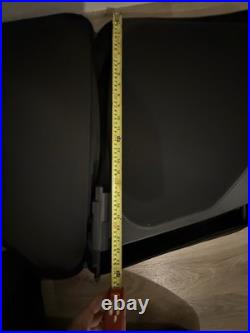 BMW 1 Series E88 Genuine Wind Deflector / Wind Stop Part 7187977 / 177353-10