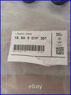 BMW R1300GS R1300GSA Cockpit Screen Wind Deflectors 46631542702 1S5A9D1F301