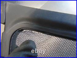 BMW Z4 E85 06-08 LCi wind deflector mesh 7117746