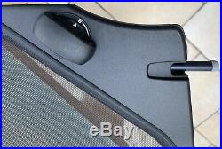 Genuine BMW 3 Series E93 Convertible Wind Deflector with case p/n 7140 937 NEW