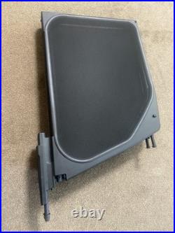 Good Condition Genuine Bmw 1 Series E88 Convertible 2008-2013 Wind Deflector Bag